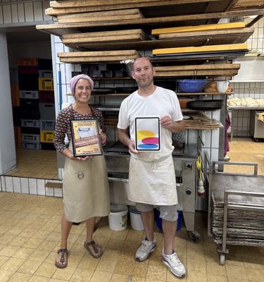 A 1992 JEROS tray cleaner earns Bäckerei J. Kerner an Apple iPad